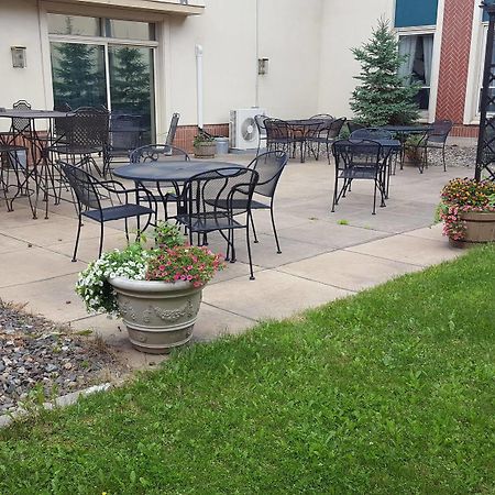 Hibbing Park Hotel Εξωτερικό φωτογραφία