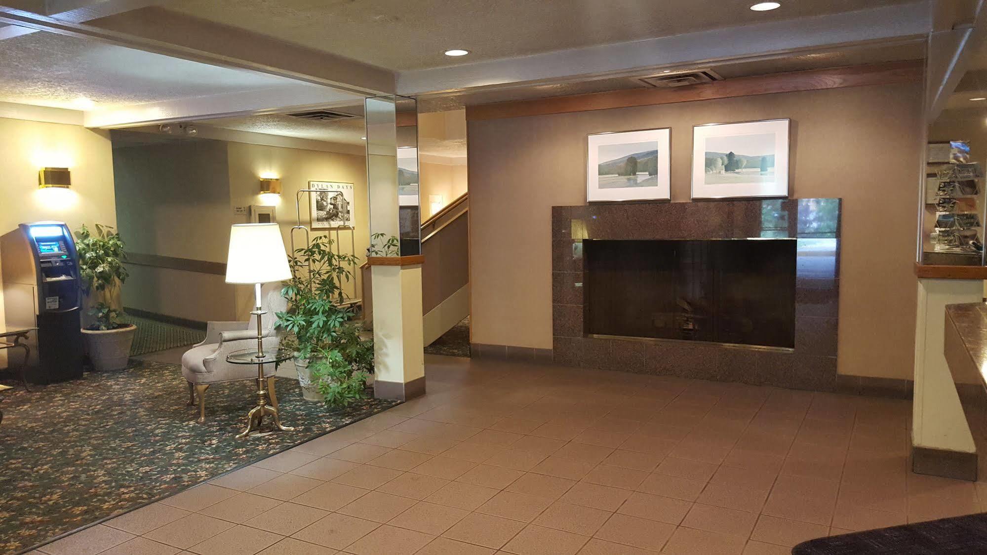 Hibbing Park Hotel Εξωτερικό φωτογραφία